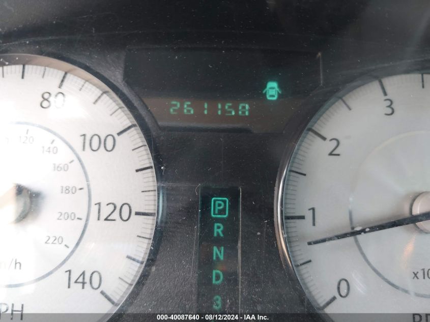 2008 Chrysler 300 Lx VIN: 2C3KA43R18H323055 Lot: 40087640