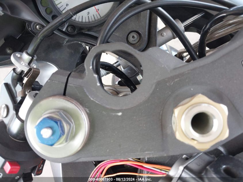 2006 SUZUKI GSX-R600 K6 - JS1GN7DAX62112159