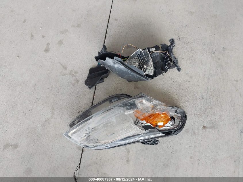 2011 Kia Soul + VIN: KNDJT2A25B7195627 Lot: 40087967