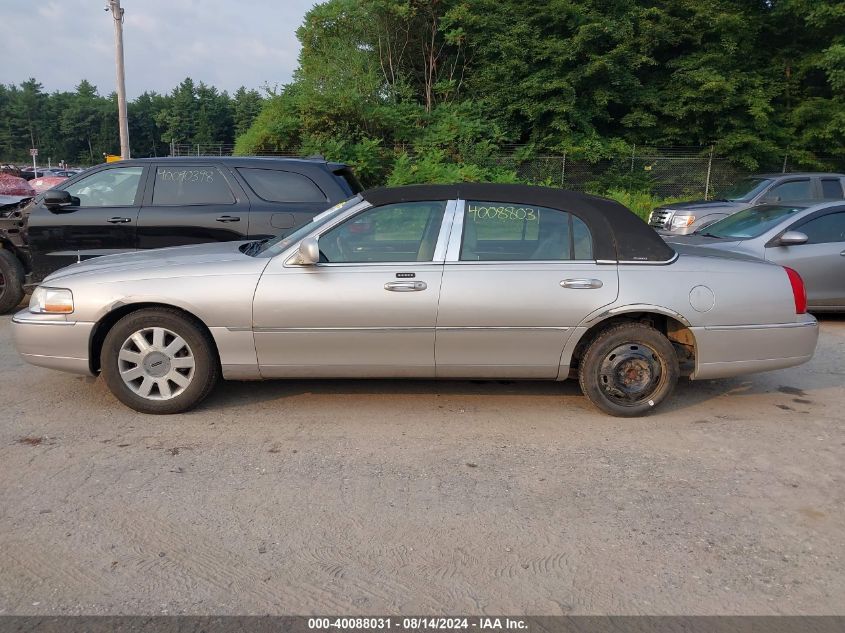 2006 Lincoln Town Car Signature Limited VIN: 1LNHM82V36Y641888 Lot: 40088031