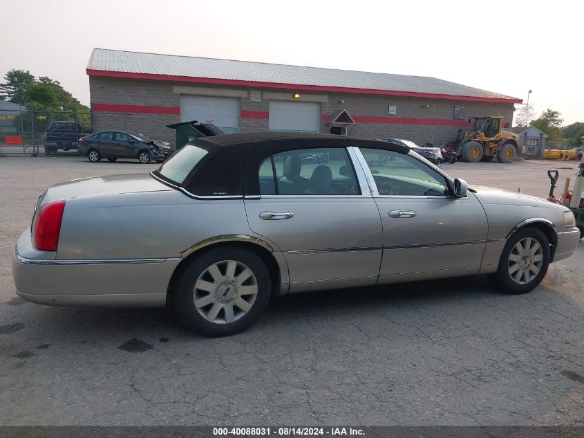 2006 Lincoln Town Car Signature Limited VIN: 1LNHM82V36Y641888 Lot: 40088031