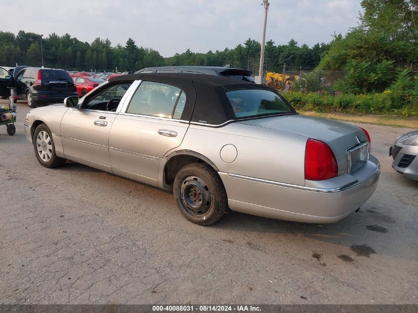 2006 Lincoln Town Car Signature Limited VIN: 1LNHM82V36Y641888 Lot: 40088031