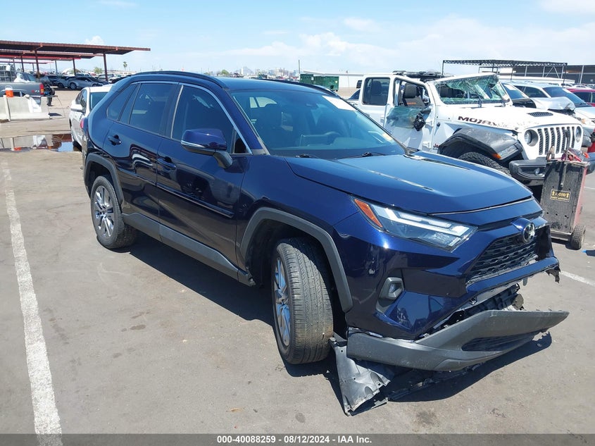 TOYOTA RAV4 XLE PREMIUM 2022