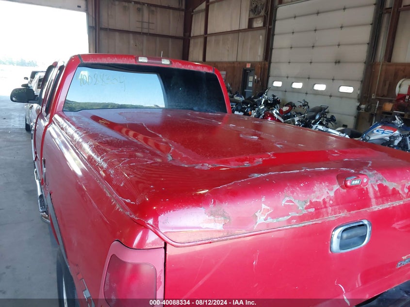 2000 Chevrolet Silverado 1500 Lt VIN: 1GCEK19TXYE393894 Lot: 40088334