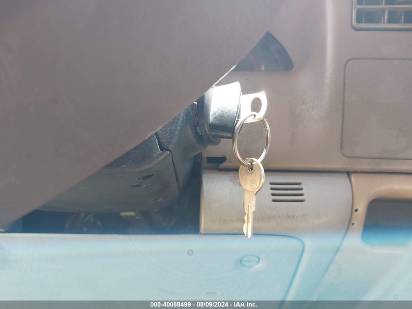 1999 Ford F-250 Lariat/Xl/Xlt VIN: 1FTNX20F1XEA55457 Lot: 40088499