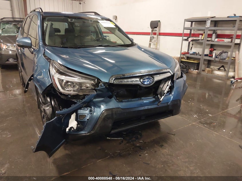 2020 SUBARU FORESTER LIMITED - JF2SKAUC2LH608266