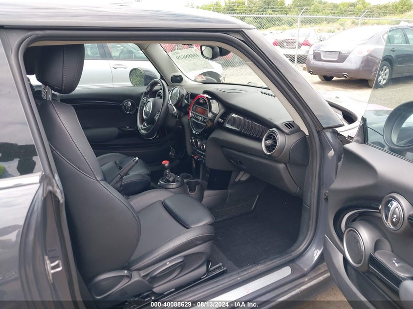 2015 Mini Hardtop Cooper S VIN: WMWXP7C58FT740569 Lot: 40088629