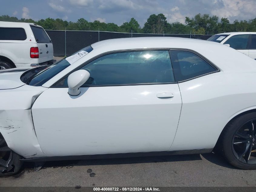 2018 Dodge Challenger Sxt VIN: 2C3CDZAG8JH288093 Lot: 40088722