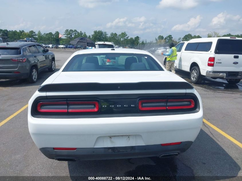 2018 Dodge Challenger Sxt VIN: 2C3CDZAG8JH288093 Lot: 40088722