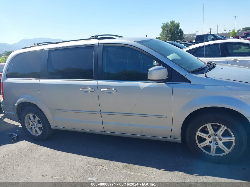 2008 Chrysler Town & Country Touring VIN: 2A8HR54P182657440 Lot: 40088771