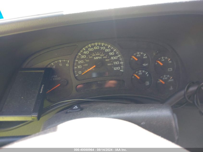 2004 Chevrolet Tahoe Ls VIN: 1GNEC13V04R299458 Lot: 40088964