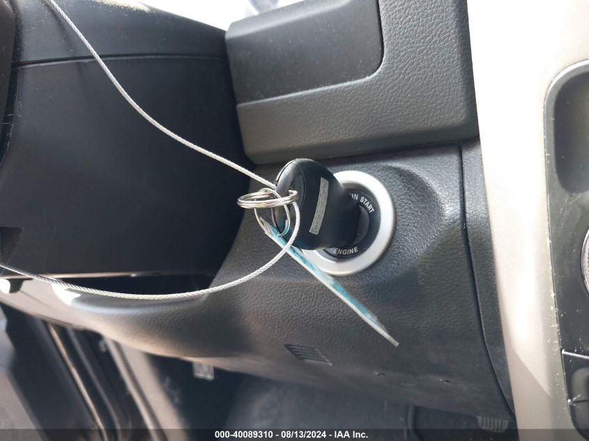 2017 Ram 1500 Slt VIN: 3C6RR7LT7HG523137 Lot: 40089310