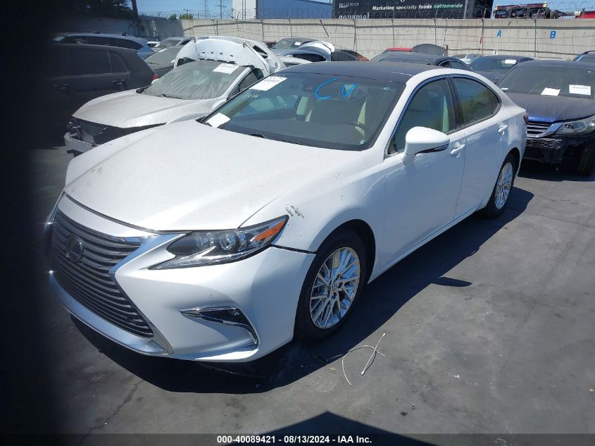 58ABK1GG5JU111539 2018 LEXUS ES - Image 2