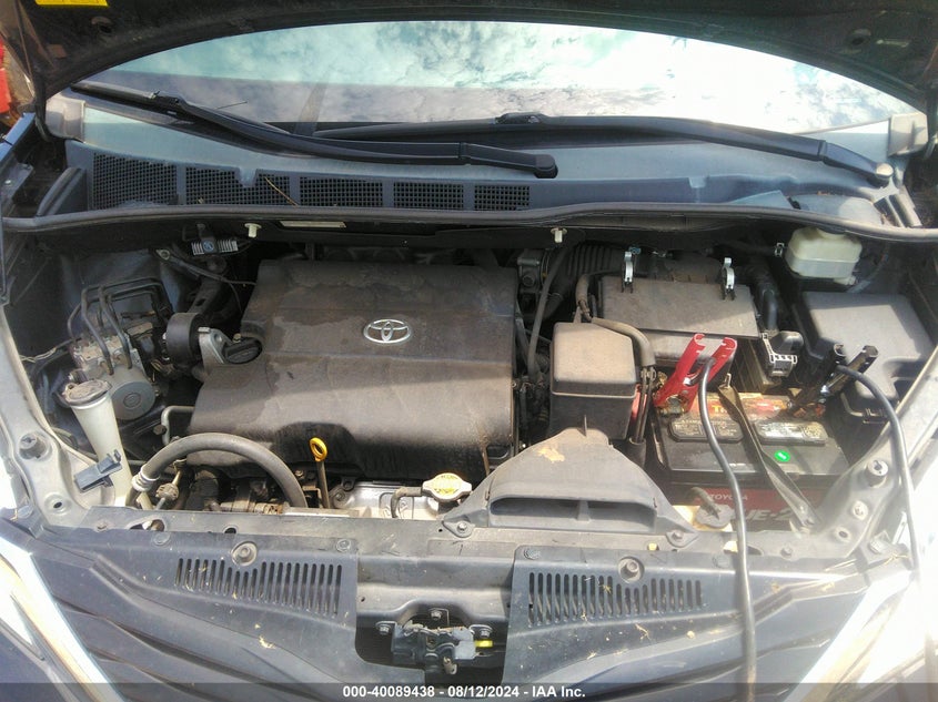 2011 Toyota Sienna Le V6 VIN: 5TDKK3DC4BS077320 Lot: 40089438