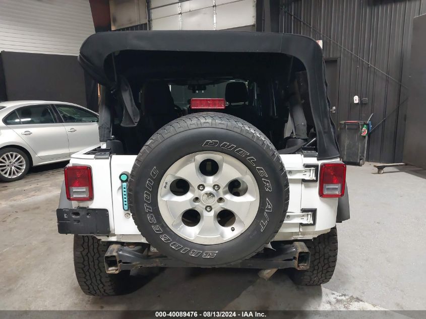 2015 Jeep Wrangler Unlimited Sahara VIN: 1C4HJWEGXFL668260 Lot: 40089476