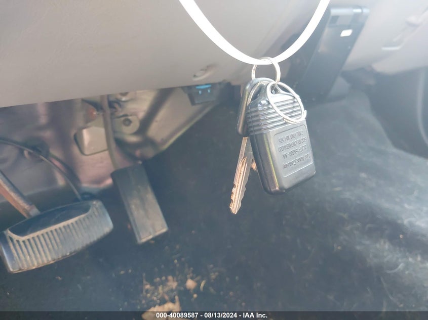 2004 Ford F-250 Lariat/Xl/Xlt VIN: 1FTNW21S84EA34261 Lot: 40089587