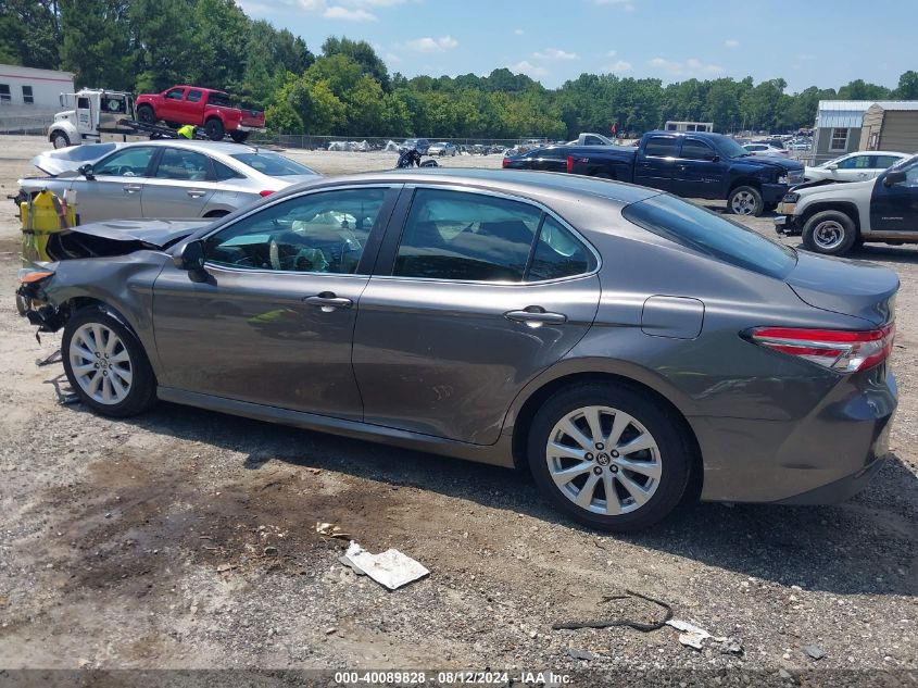 2018 Toyota Camry Le VIN: 4T1B11HK7JU110048 Lot: 40089828