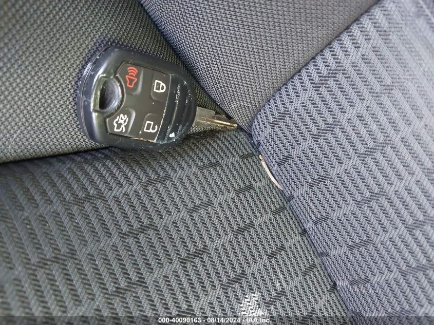 2010 Ford Fusion Se VIN: 3FAHP0HA7AR292104 Lot: 40090163