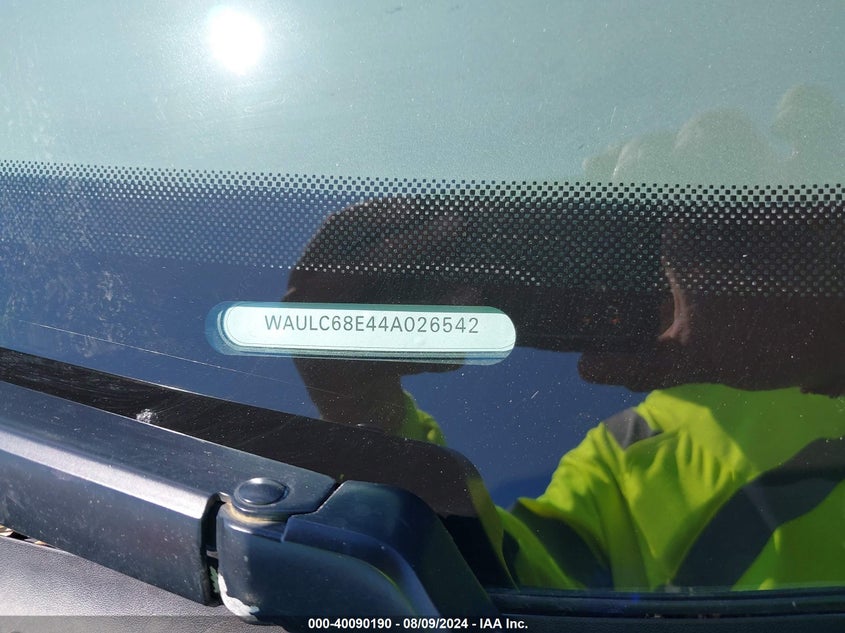 2004 Audi A4 1.8T VIN: WAULC68E44A026542 Lot: 40090190