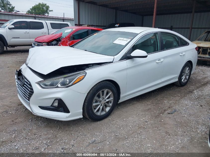 5NPE24AAXJH670240 2018 HYUNDAI SONATA - Image 2