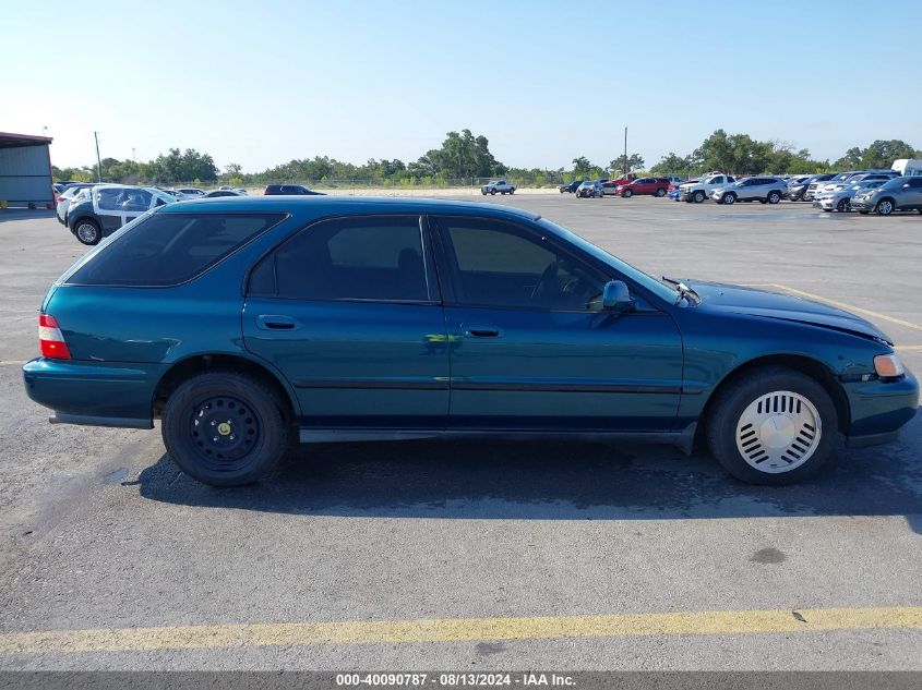 1995 Honda Accord Lx VIN: 1HGCE182XSA009149 Lot: 40090787