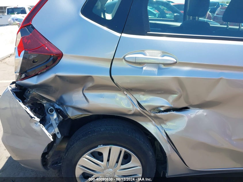 VIN 3HGGK5H47LM732044 2020 HONDA FIT LX