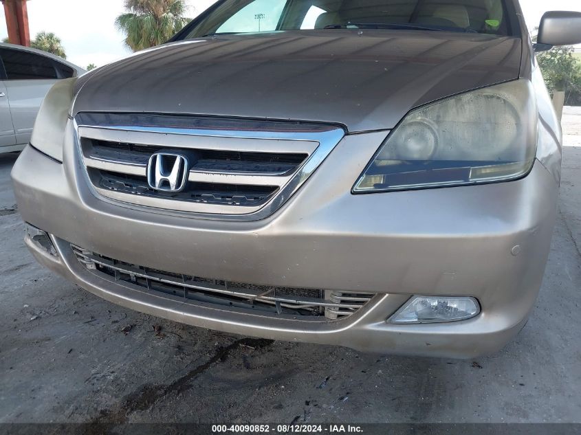 2005 Honda Odyssey Touring VIN: 5FNRL38885B132586 Lot: 40090852