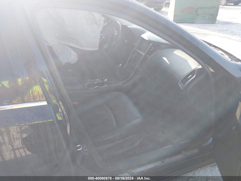 VIN JN1CV7AP6JM240590 2018 INFINITI Q50 2.0T LUXE