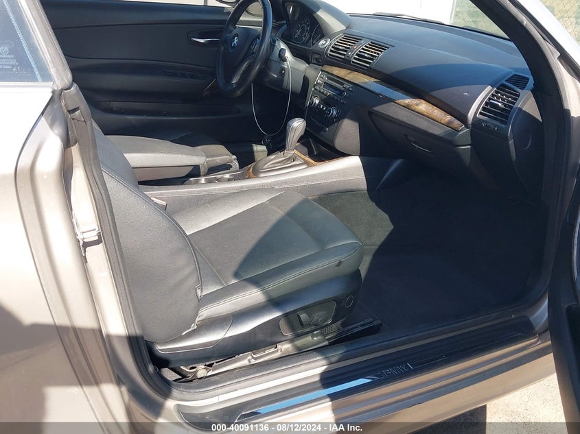 2010 BMW 128I VIN: WBAUN1C51AVH82068 Lot: 40091136