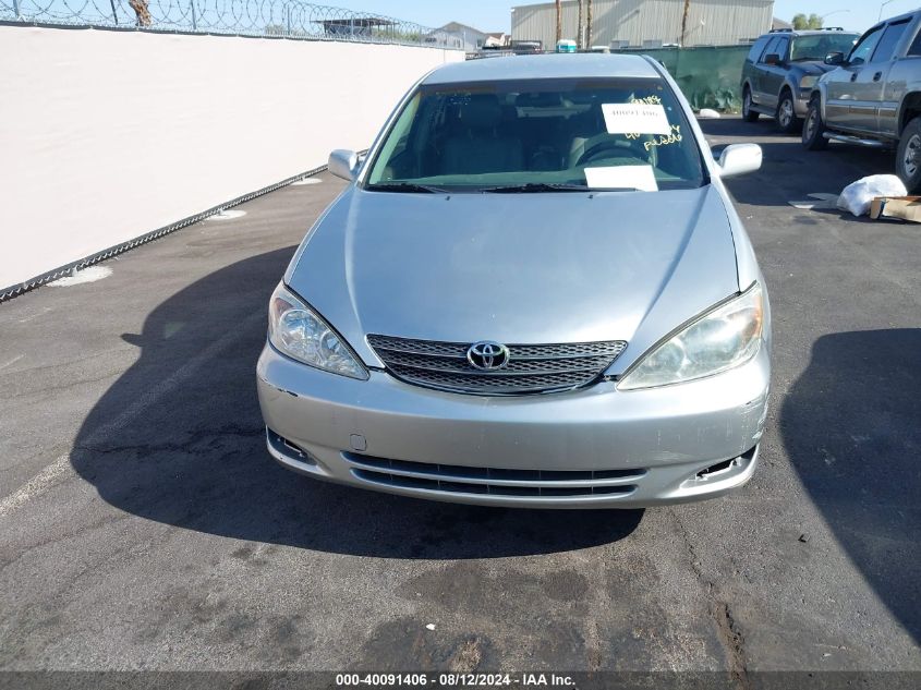 2004 Toyota Camry Le V6 VIN: 4T1BF32K14U586208 Lot: 40091406