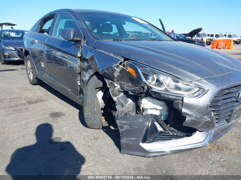 VIN 5NPE24AF8KH806913 2019 HYUNDAI SONATA SE