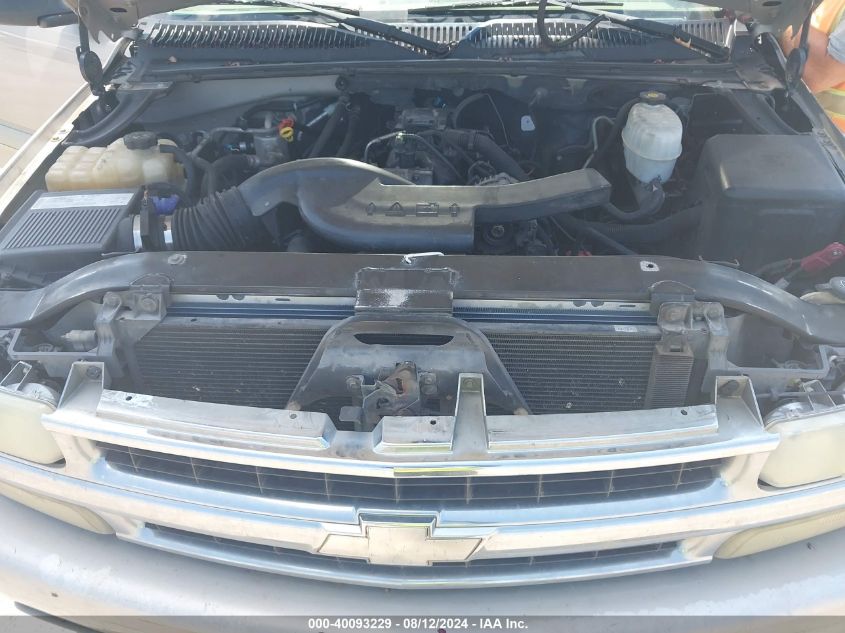 2004 Chevrolet Suburban 1500 Lt VIN: 3GNEC16ZX4G193274 Lot: 40093229