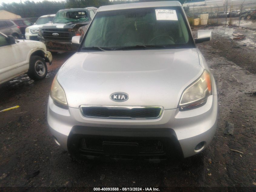 2010 Kia Soul +/!/Sport VIN: KNDJT2A27A7042570 Lot: 40093588