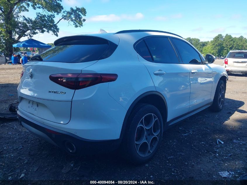 2018 Alfa Romeo Stelvio Ti Sport VIN: ZASFAKNN7J7B73621 Lot: 40094054