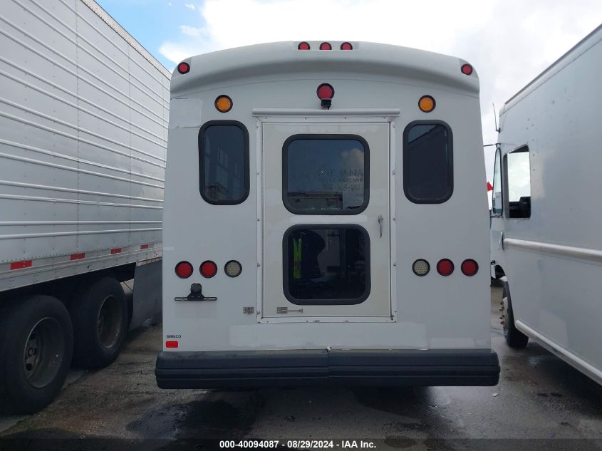 2016 Ford E-450 Cutaway VIN: 1FDFE4FS9GDC57832 Lot: 40094087