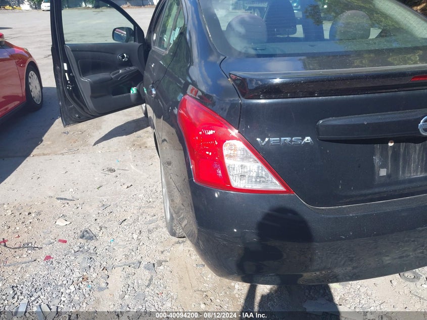 2013 Nissan Versa 1.6 Sv VIN: 3N1CN7AP7DL880158 Lot: 40094200