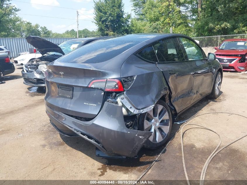 2024 Tesla Model Y Long Range Dual Motor All-Wheel Drive VIN: 7SAYGDEE3RA215753 Lot: 40094448