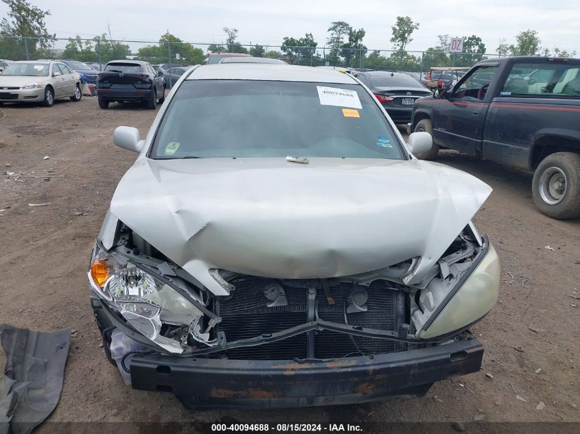 2004 Toyota Camry Le VIN: 4T1BE32KX4U823121 Lot: 40094688