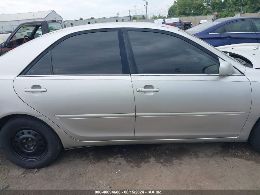 2004 Toyota Camry Le VIN: 4T1BE32KX4U823121 Lot: 40094688