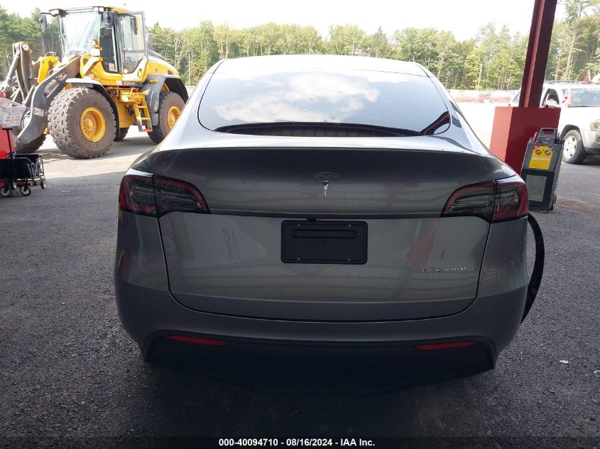 2024 Tesla Model Y Long Range Dual Motor All-Wheel Drive VIN: 7SAYGDEE1RA295991 Lot: 40094710