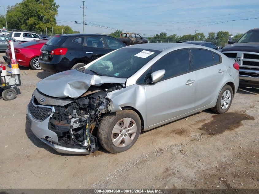 VIN KNAFK4A65E5180341 2014 KIA FORTE no.2