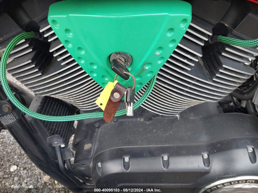 2009 VICTORY MOTORCYCLES KINGPIN 8-BALL - 5VPPB26D693002959