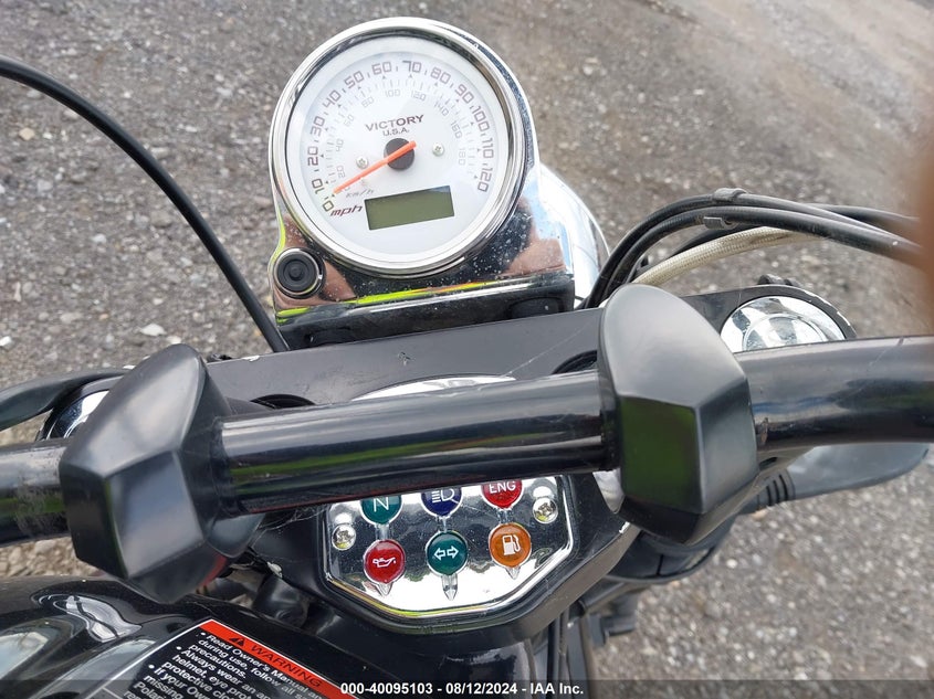 2009 VICTORY MOTORCYCLES KINGPIN 8-BALL - 5VPPB26D693002959