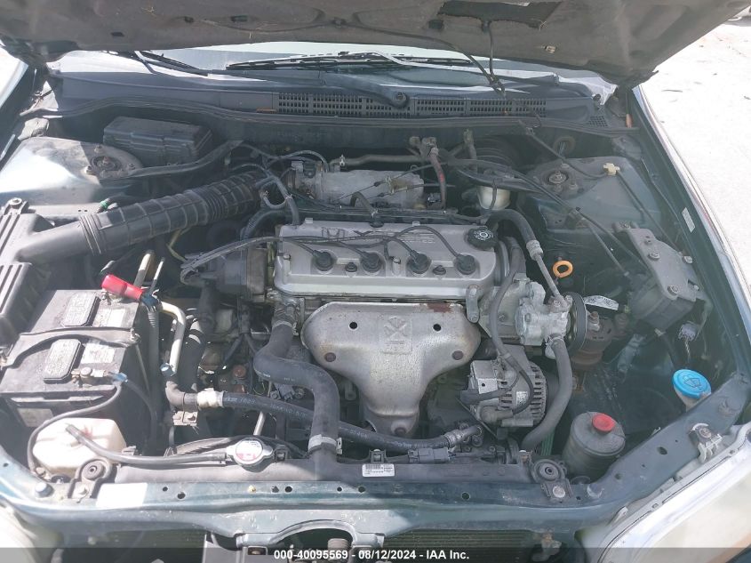 2000 Honda Accord 2.3 Lx VIN: 1HGCG5643YA098772 Lot: 40095569