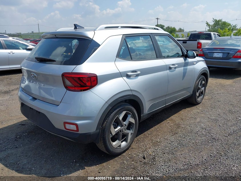 2022 HYUNDAI VENUE SEL - KMHRC8A35NU138683