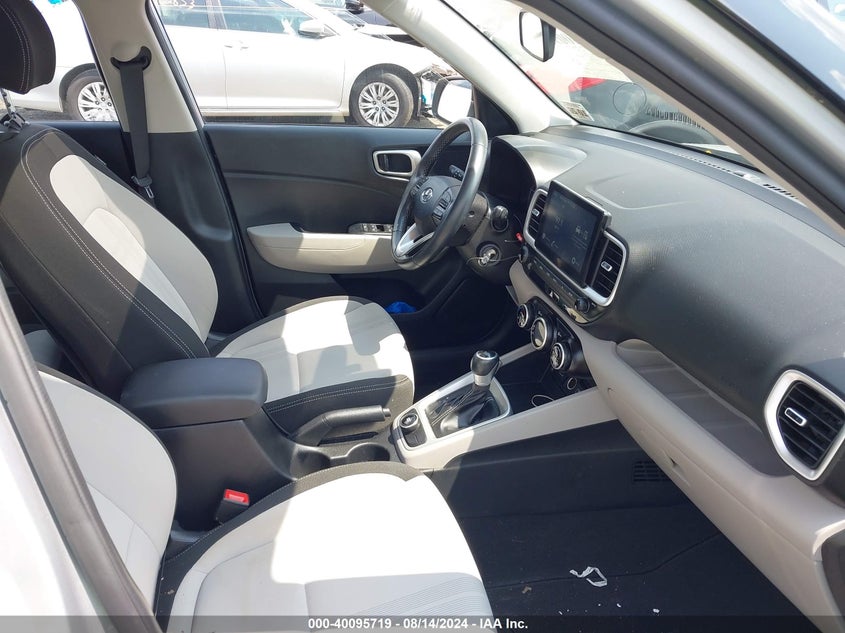 2022 HYUNDAI VENUE SEL - KMHRC8A35NU138683