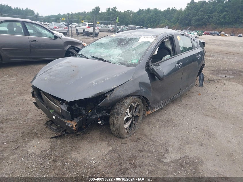 VIN 3KPF24AD9KE103232 2019 KIA FORTE LXS