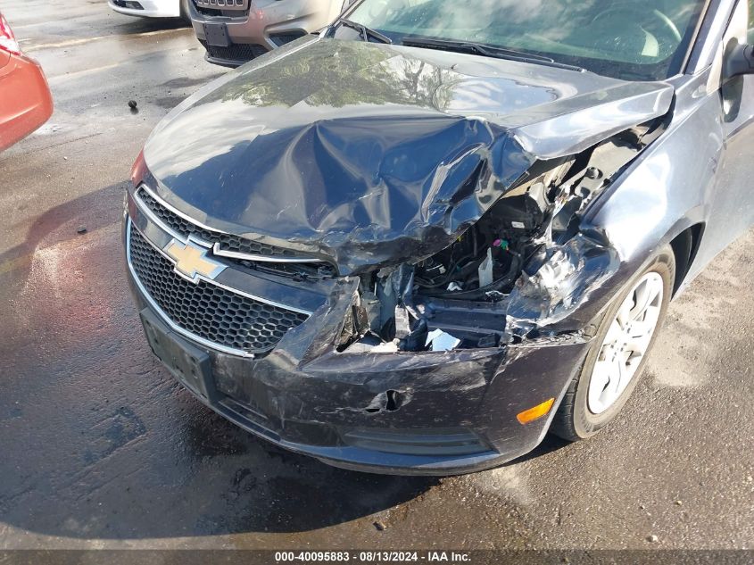 2014 Chevrolet Cruze Ls Auto VIN: 1G1PA5SG1E7153903 Lot: 40095883