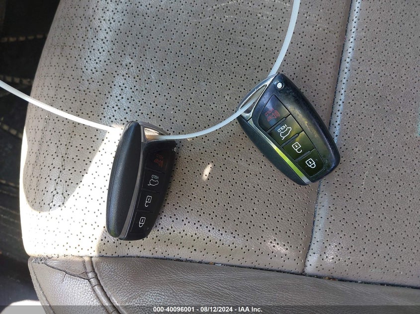 2015 Hyundai Santa Fe Sport 2.4L VIN: 5XYZU3LB0FG285750 Lot: 40096001