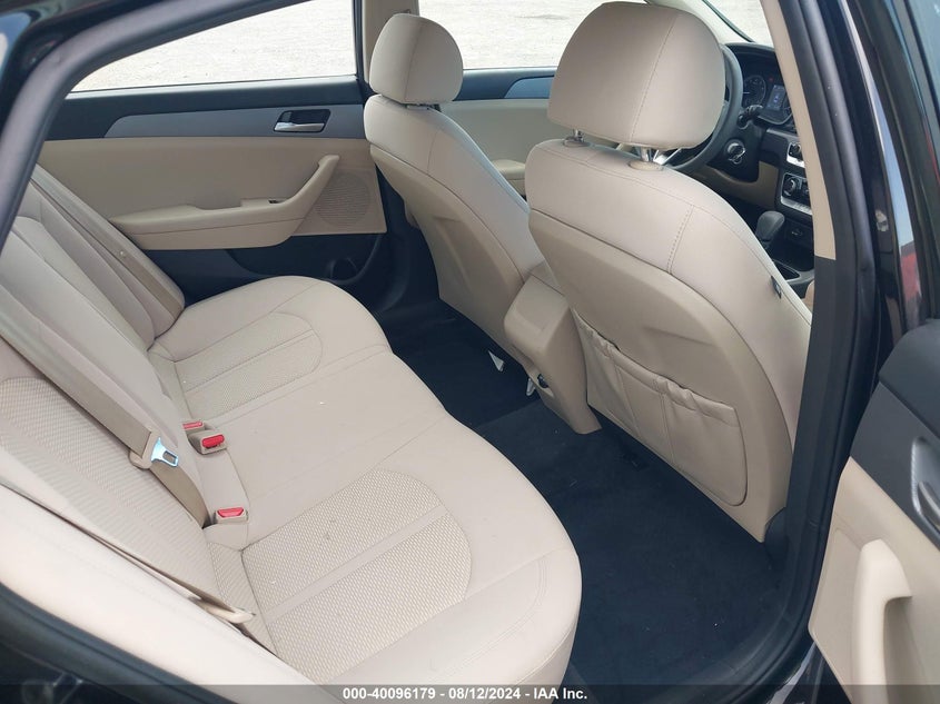 VIN 5NPE24AF1JH706392 2018 HYUNDAI SONATA SE
